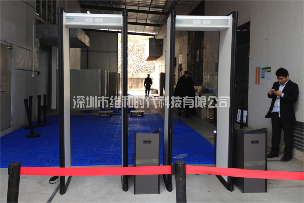深圳市大疆無人機采用維和時代供應(yīng)的METOR6S進口安檢門[圖文]