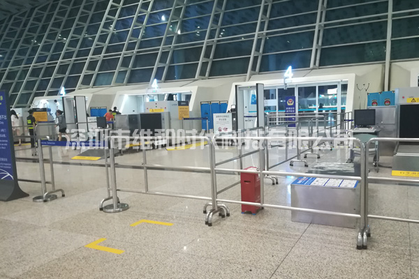 維和時代安檢門廠家為深圳機(jī)場汽車站供應(yīng)金屬探測安檢門[圖]