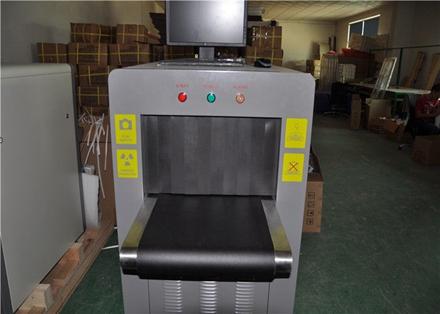 流言揭秘：安檢機(jī)和安檢門對(duì)人體有危害嗎[圖示]