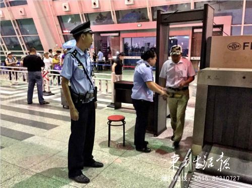 鹽城火車站安保級(jí)別提高 安檢門探測檢查不含糊