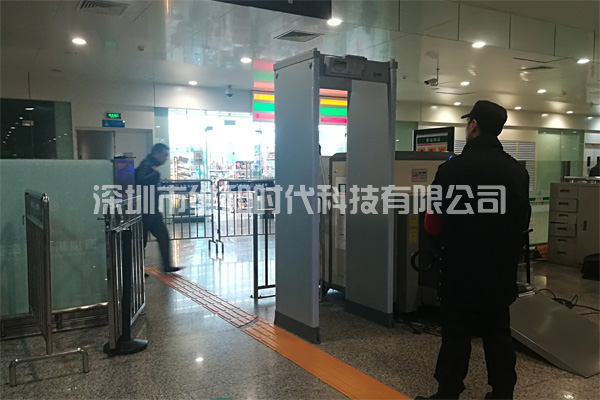 車站的安檢門主要檢查什么？有什么意義？