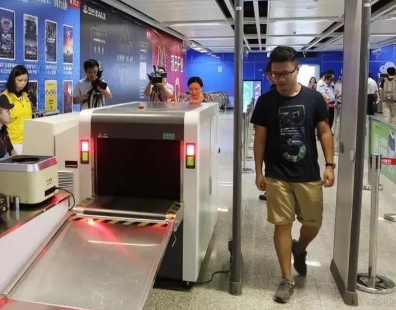機(jī)場(chǎng)安檢門(mén)通道中害怕泄露隱私嗎？不用擔(dān)心